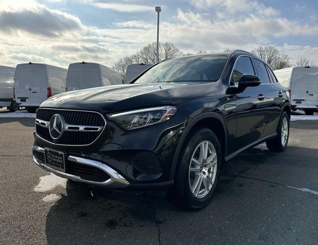 used 2025 Mercedes-Benz GLC 300 car