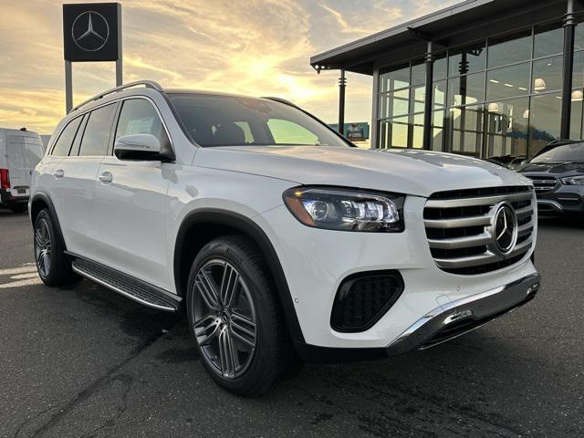 new 2026 Mercedes-Benz GLS 450 car, priced at $97,030