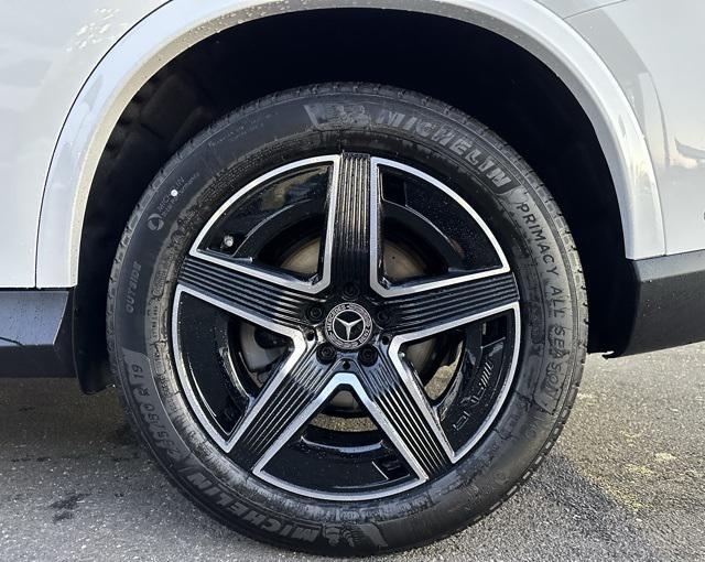 new 2026 Mercedes-Benz GLC 300 car, priced at $58,750