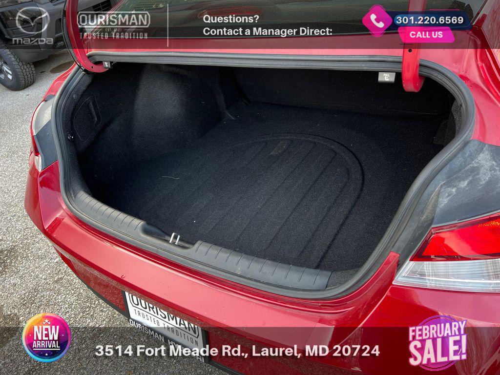 used 2021 Hyundai Elantra car