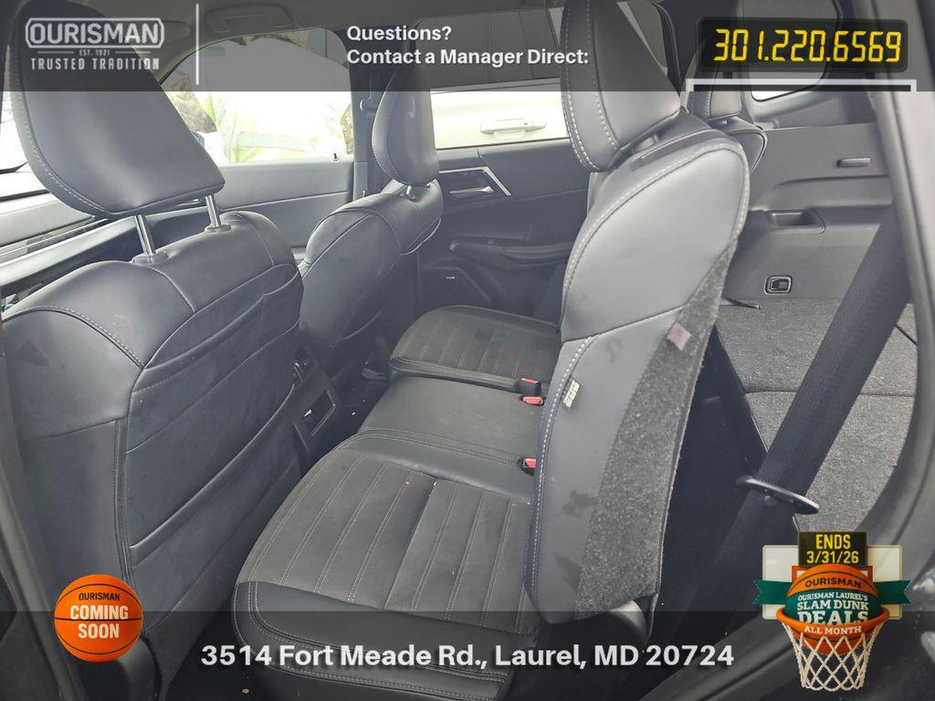 used 2025 Mitsubishi Outlander car, priced at $26,904