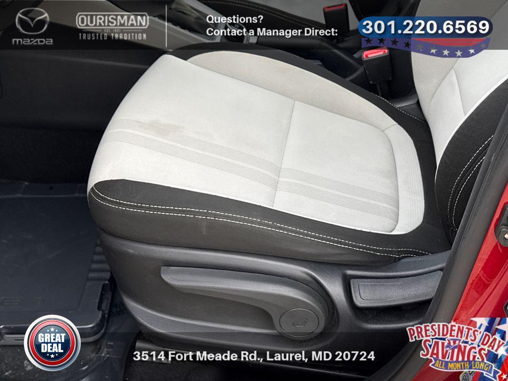 used 2024 Hyundai Venue car, priced at $15,603