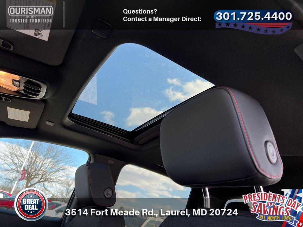 used 2025 Chevrolet Colorado car, priced at $39,904