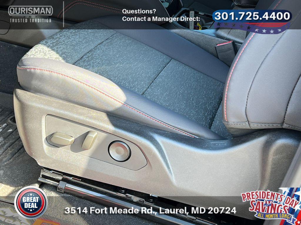 used 2025 Chevrolet Colorado car, priced at $39,904