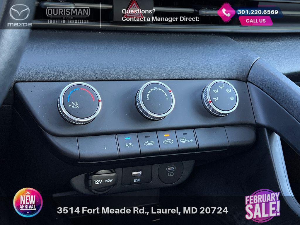 used 2025 Hyundai Elantra car