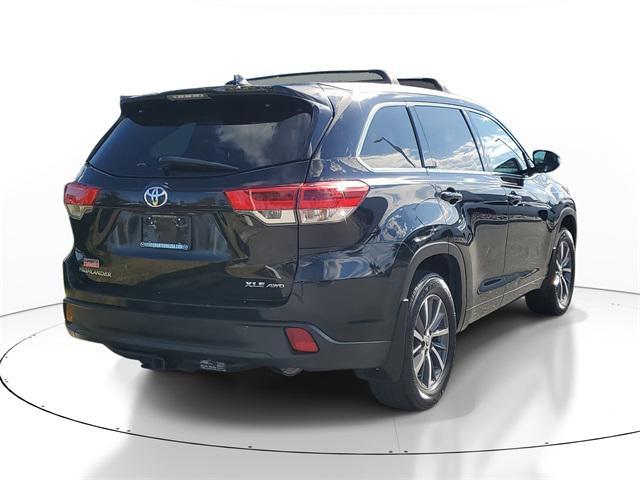 used 2018 Toyota Highlander car, priced at $21,984