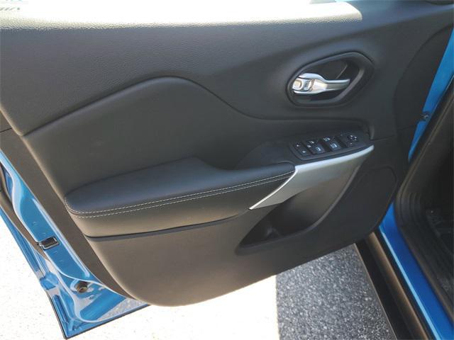 used 2022 Jeep Cherokee car, priced at $18,954