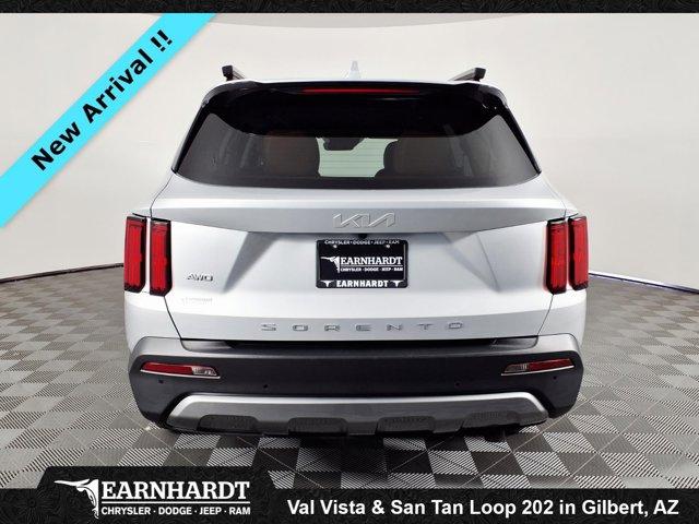 used 2022 Kia Sorento car, priced at $25,900