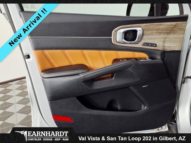 used 2022 Kia Sorento car, priced at $25,900