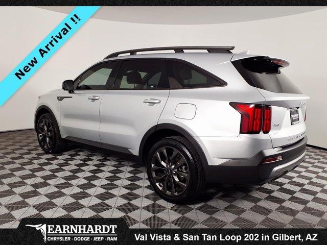 used 2022 Kia Sorento car, priced at $25,900