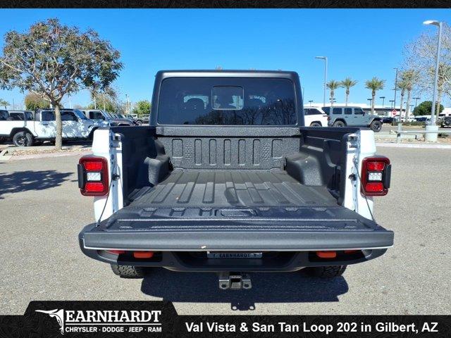 new 2026 Jeep Gladiator car, priced at $53,629