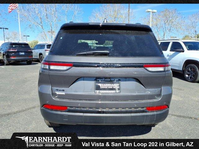 new 2025 Jeep Grand Cherokee car, priced at $39,161