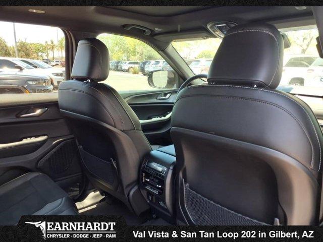 new 2025 Jeep Grand Cherokee L car, priced at $38,162