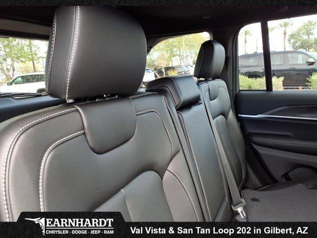 new 2025 Jeep Grand Cherokee car, priced at $46,246