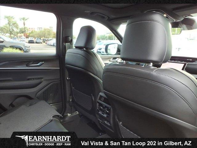 new 2025 Jeep Grand Cherokee car, priced at $46,246