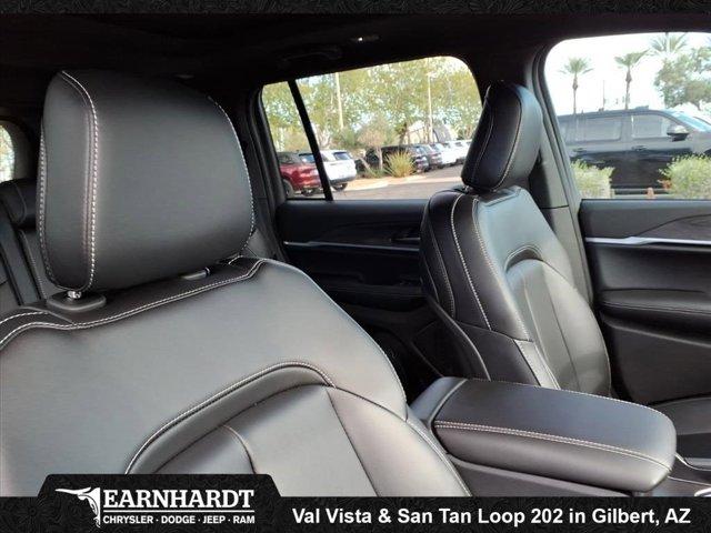 new 2025 Jeep Grand Cherokee car, priced at $46,246