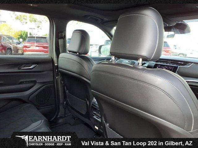 new 2025 Jeep Grand Cherokee L car, priced at $39,987