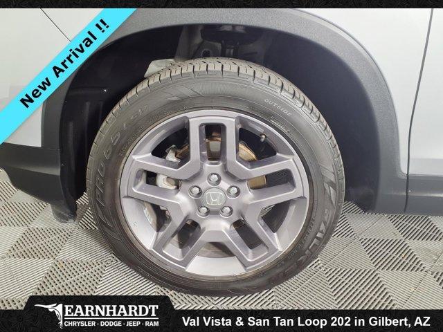 used 2022 Honda Passport car, priced at $27,877