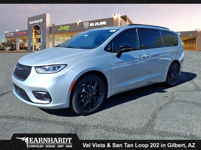 new 2026 Chrysler Pacifica car, priced at $45,279