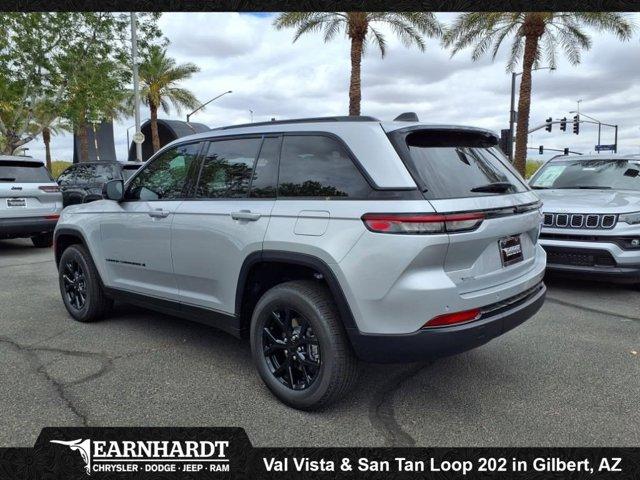 new 2025 Jeep Grand Cherokee car, priced at $37,801