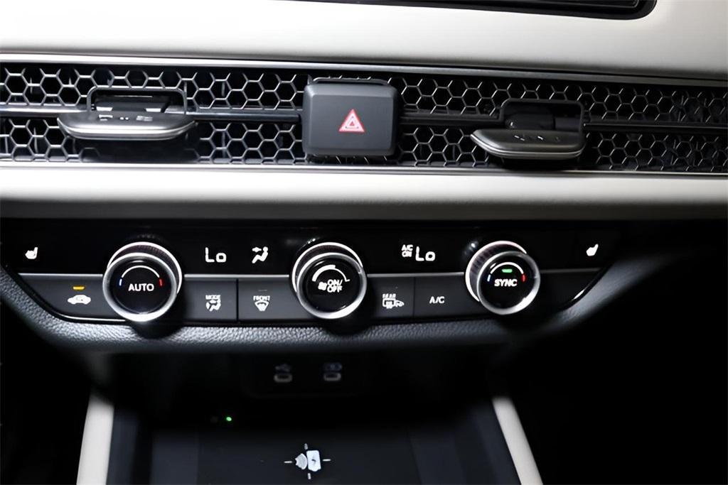 new 2026 Honda HR-V car, priced at $31,818