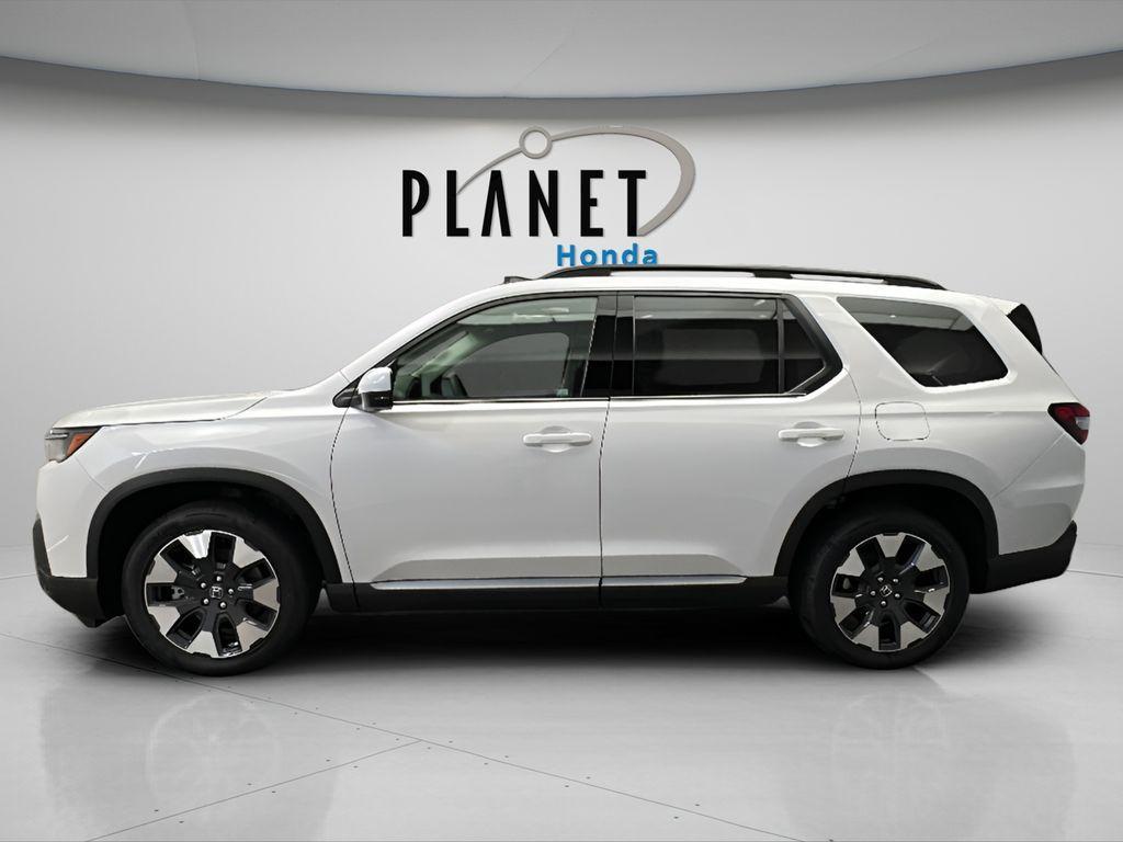 new 2026 Honda Pilot car, priced at $50,295