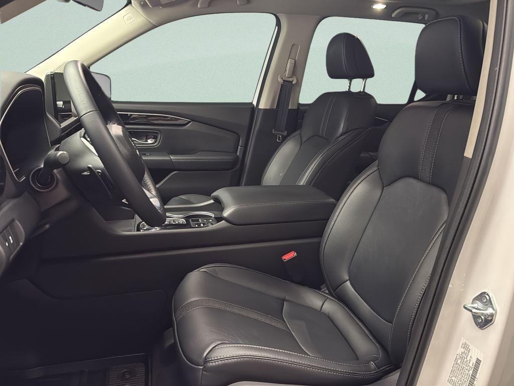 used 2023 Honda Pilot car, priced at $42,500