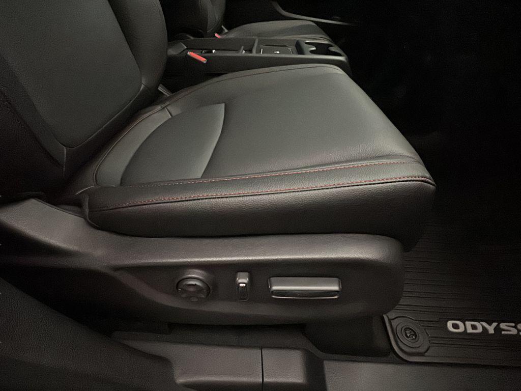 new 2026 Honda Odyssey car, priced at $45,730