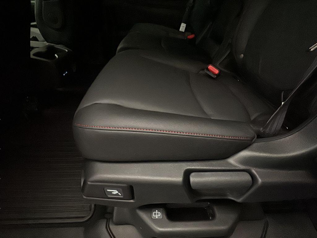 new 2026 Honda Odyssey car, priced at $45,730