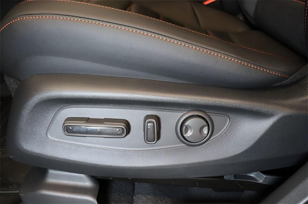 new 2026 Honda CR-V Hybrid car, priced at $39,965