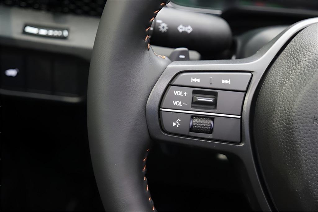 new 2026 Honda CR-V Hybrid car, priced at $39,965