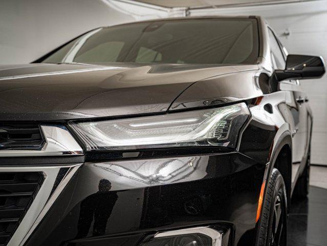 used 2022 Chevrolet Traverse car, priced at $23,598