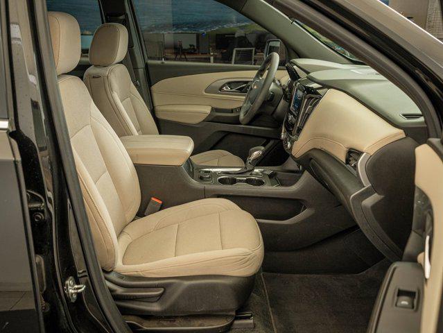 used 2022 Chevrolet Traverse car, priced at $23,598