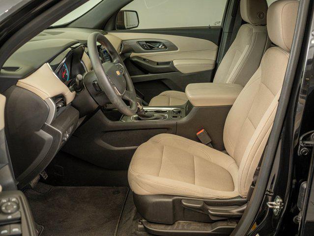 used 2022 Chevrolet Traverse car, priced at $23,598