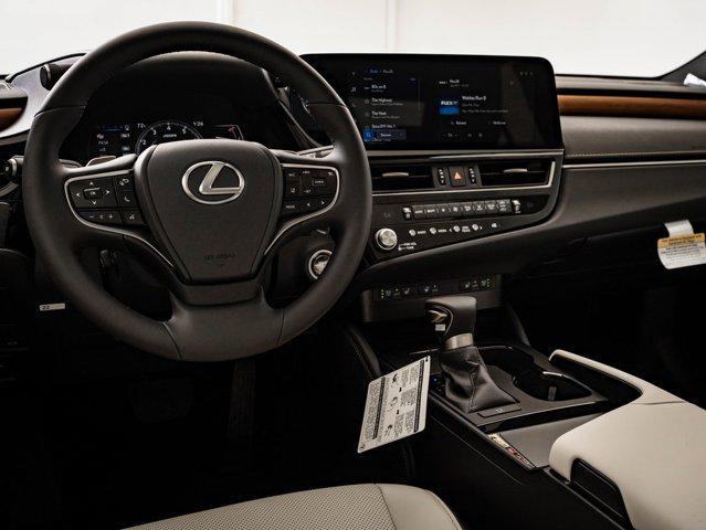 new 2025 Lexus ES 350 car, priced at $47,098