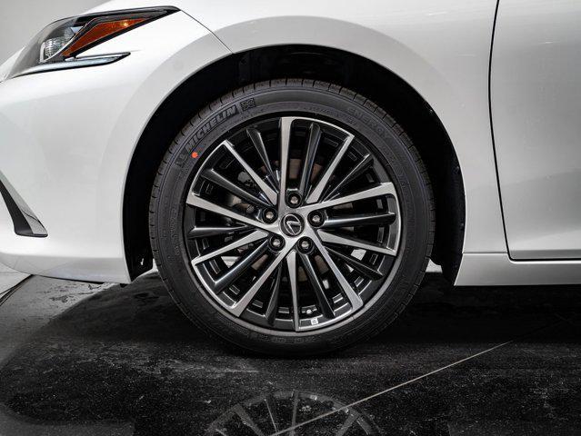 new 2025 Lexus ES 350 car, priced at $47,098