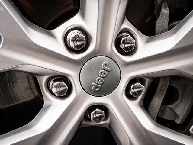 used 2022 Jeep Grand Cherokee L car, priced at $30,398