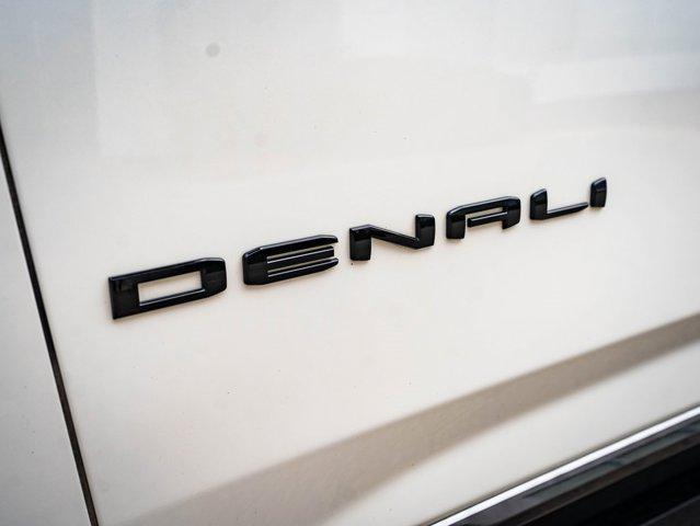 used 2024 GMC Yukon car, priced at $85,998