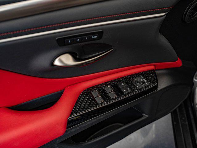 used 2025 Lexus ES 350 car, priced at $53,998