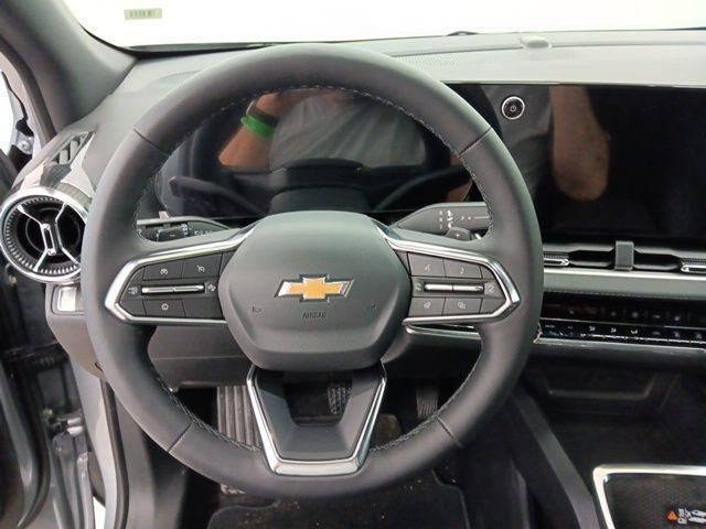 new 2026 Chevrolet Equinox car, priced at $33,790