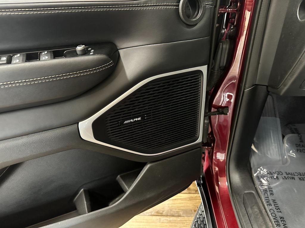 used 2022 Jeep Wagoneer car, priced at $33,107