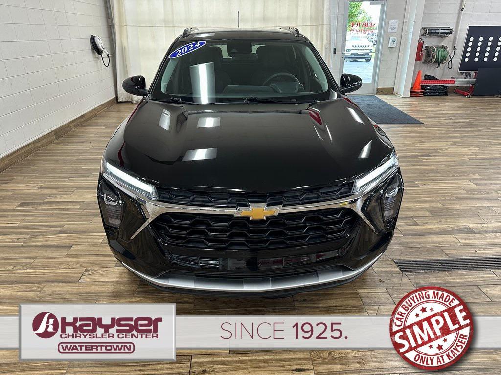 used 2024 Chevrolet Trax car, priced at $18,490