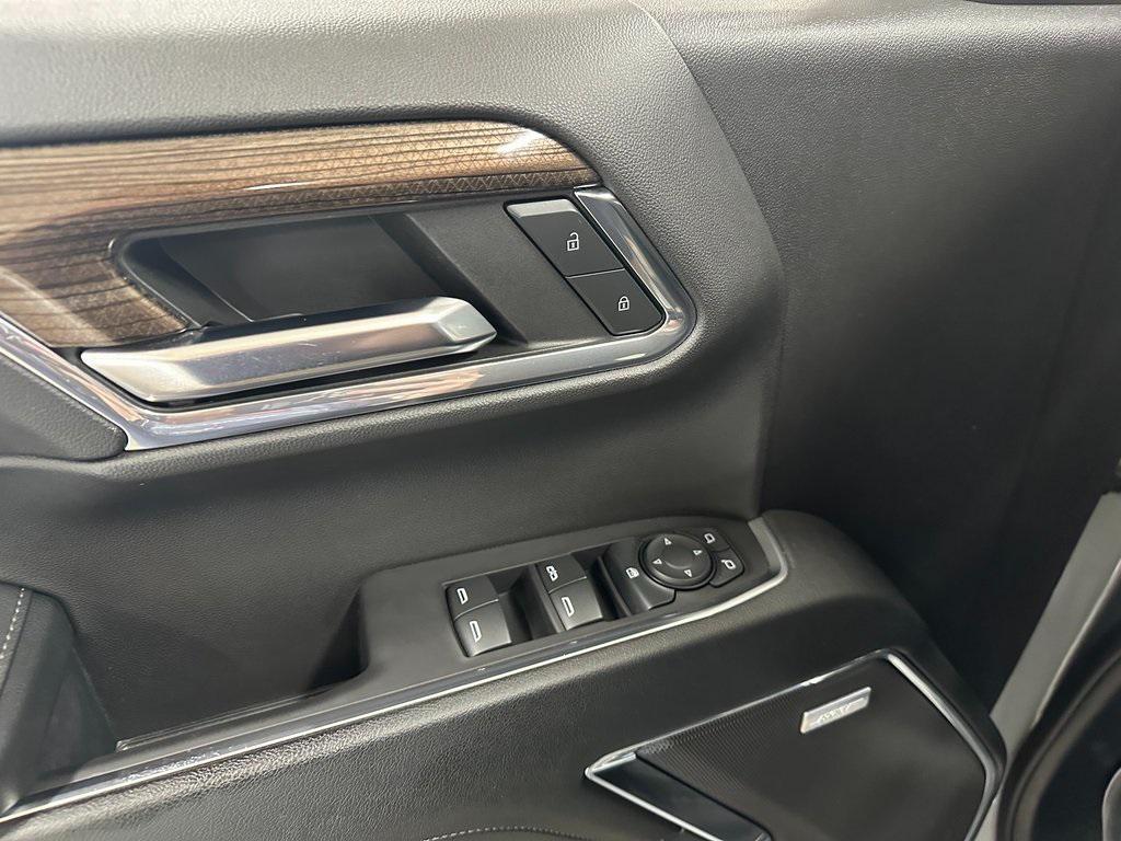 used 2024 Chevrolet Silverado 1500 car, priced at $46,910