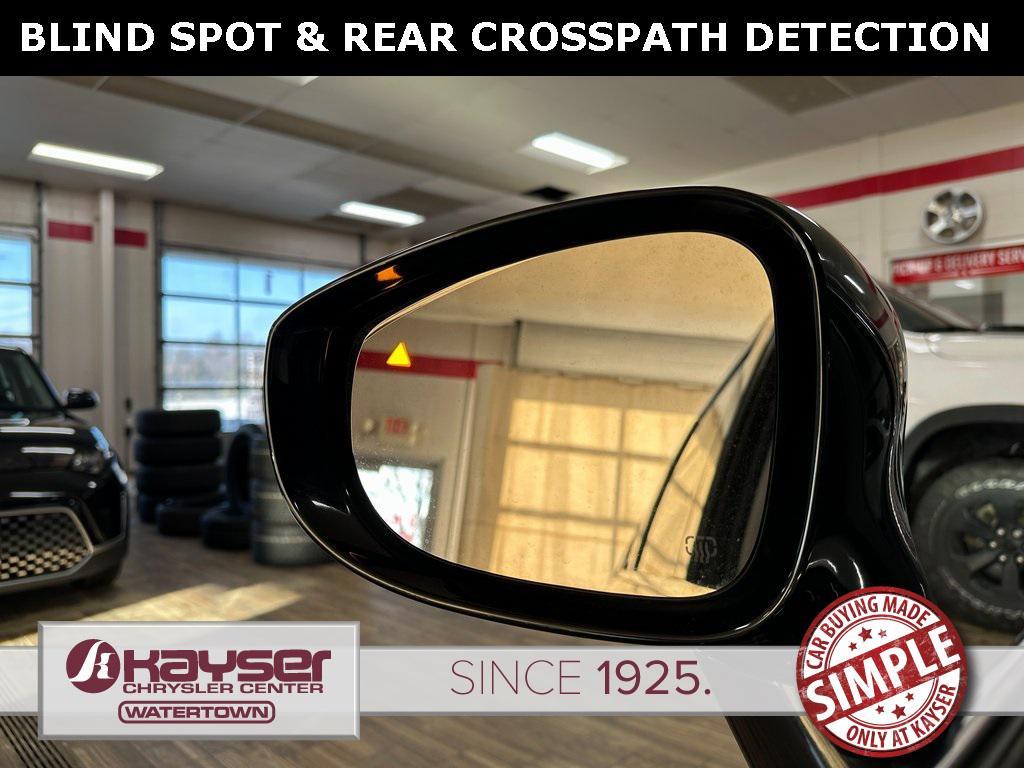 used 2021 Chrysler Pacifica car, priced at $21,300