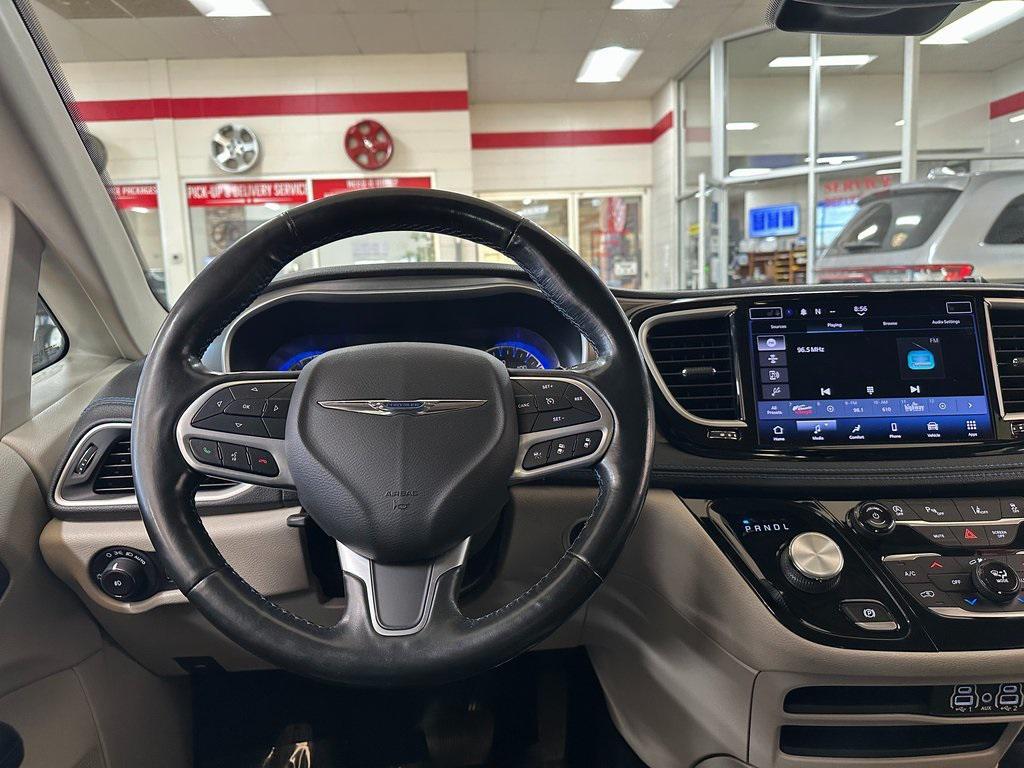 used 2021 Chrysler Pacifica car, priced at $21,300