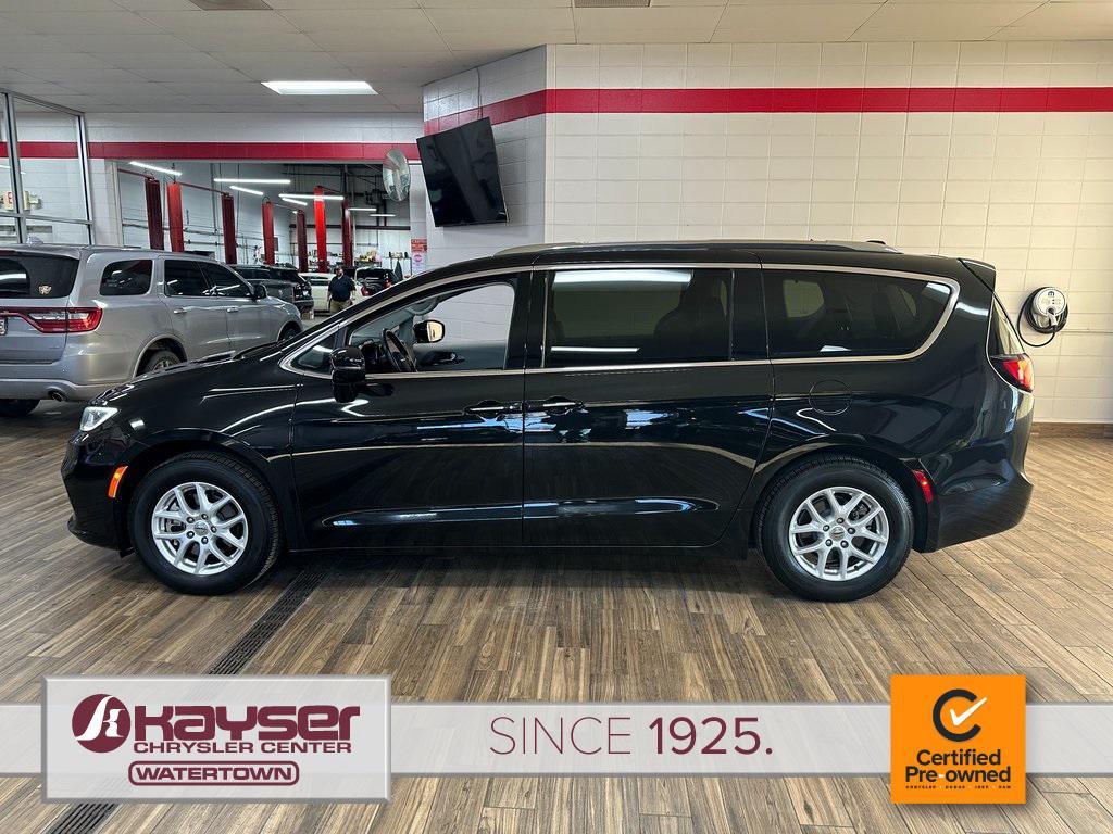 used 2021 Chrysler Pacifica car, priced at $20,240