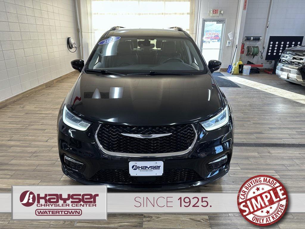 used 2021 Chrysler Pacifica car, priced at $21,300