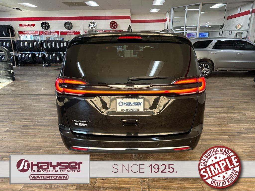 used 2021 Chrysler Pacifica car, priced at $21,300