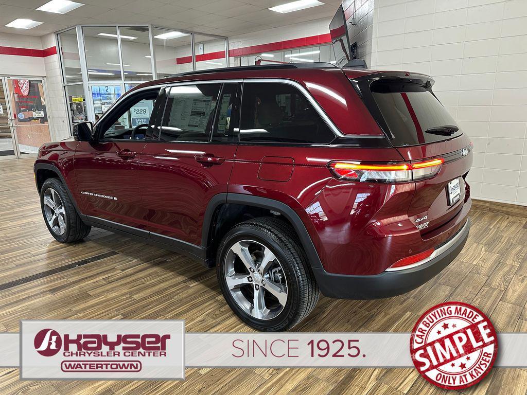 new 2026 Jeep Grand Cherokee car, priced at $44,523