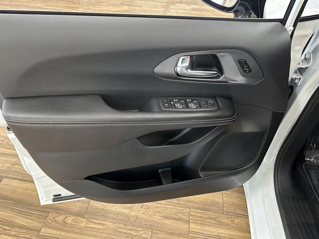 new 2026 Chrysler Pacifica car, priced at $40,073